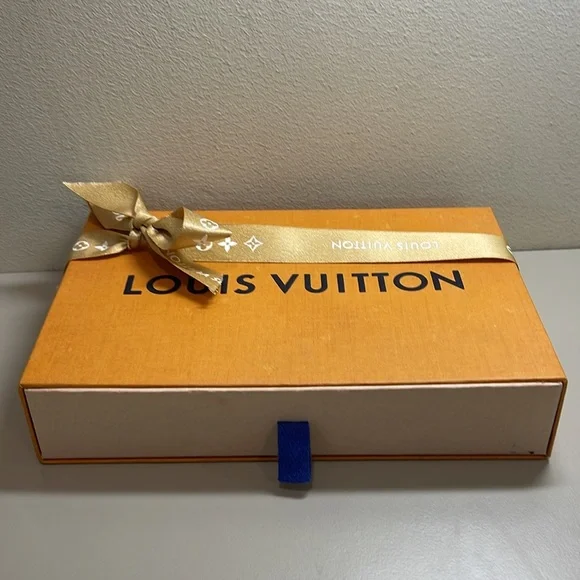 Louis Vuitton Emilie Wallet - Picture 5 of 5